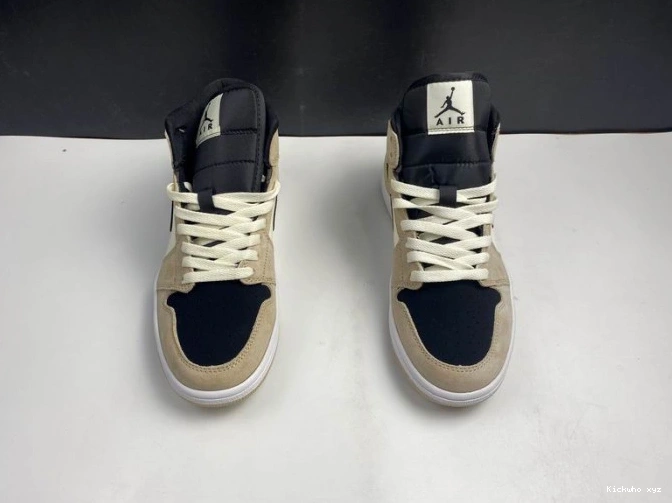 BQ6472 Mid Air 'Barely Orange' 1 -800 Jordan 0601